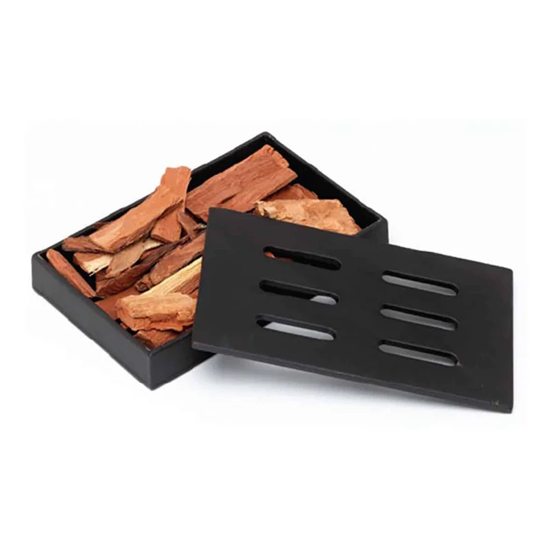 Broilmaster-Cast-Iron-Smoker-Box-01