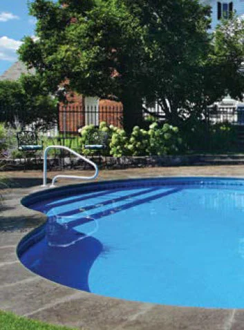 royalswimmingpools-1019470