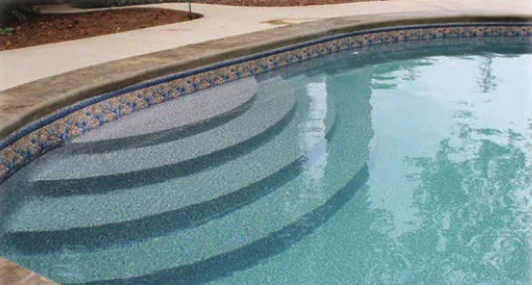 royalswimmingpools-1034692