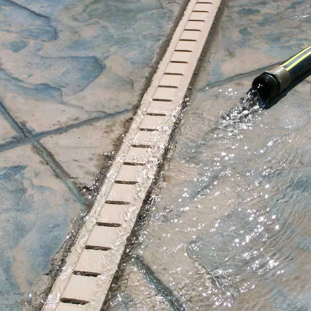 royalswimmingpools-1037661