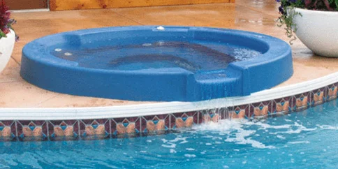 royalswimmingpools-1041971