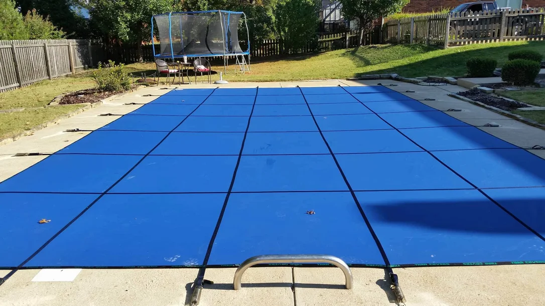 royalswimmingpools-1044345