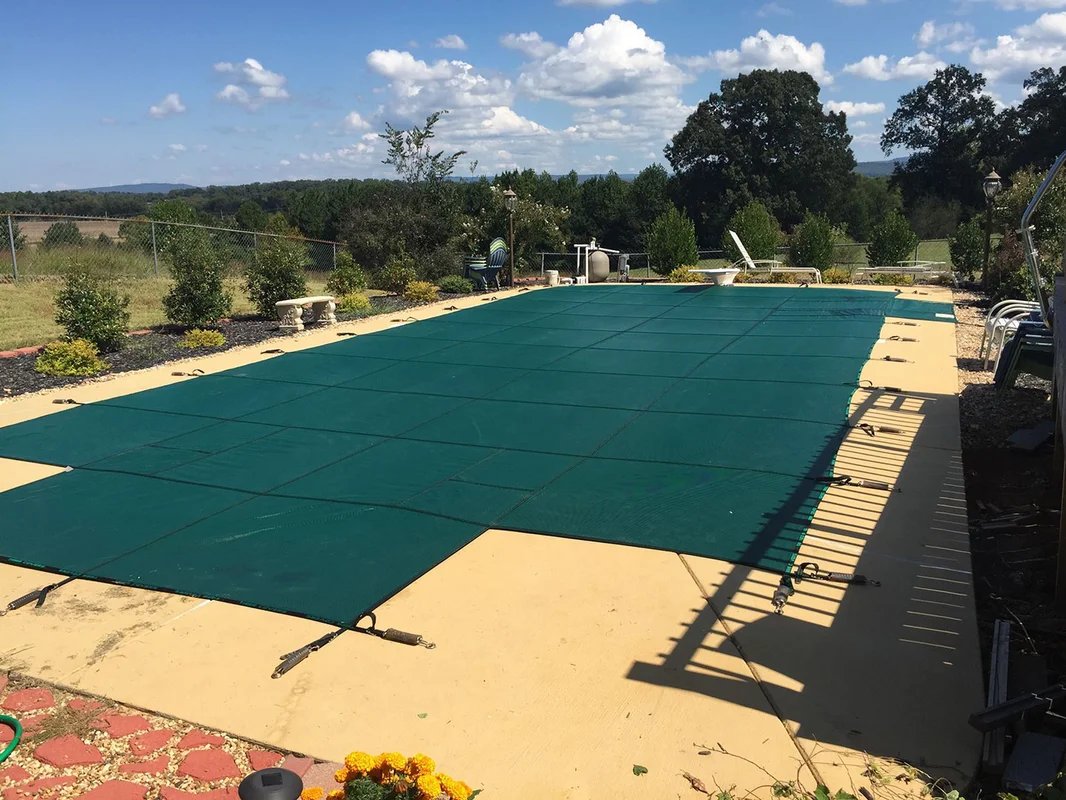 royalswimmingpools-1048669
