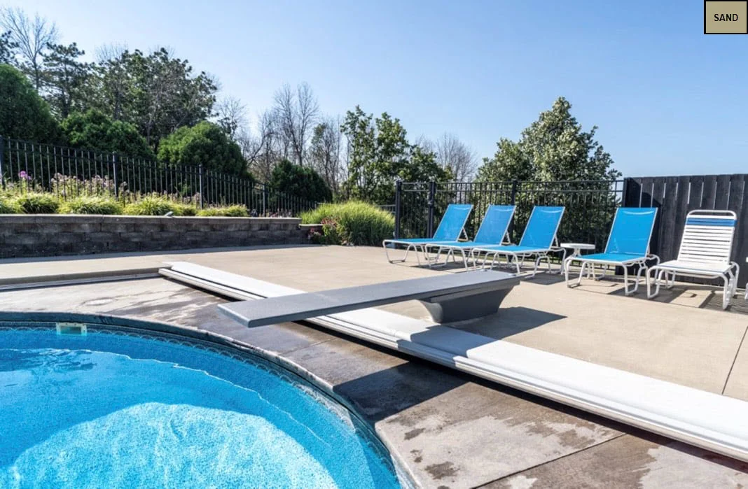 royalswimmingpools-1059544
